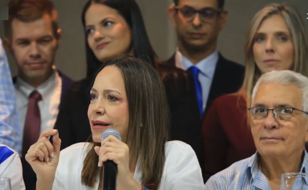 Oposición venezolana en Panamá acuerda hoja de ruta democrática