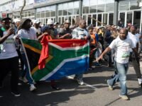 Cinco mozambiqueños mueren en ataques xenófobos en Sudáfrica
